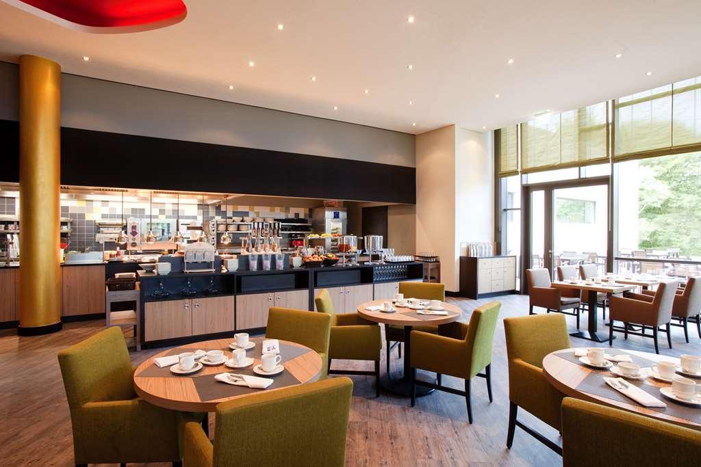 Steigenberger Parkhotel Отель