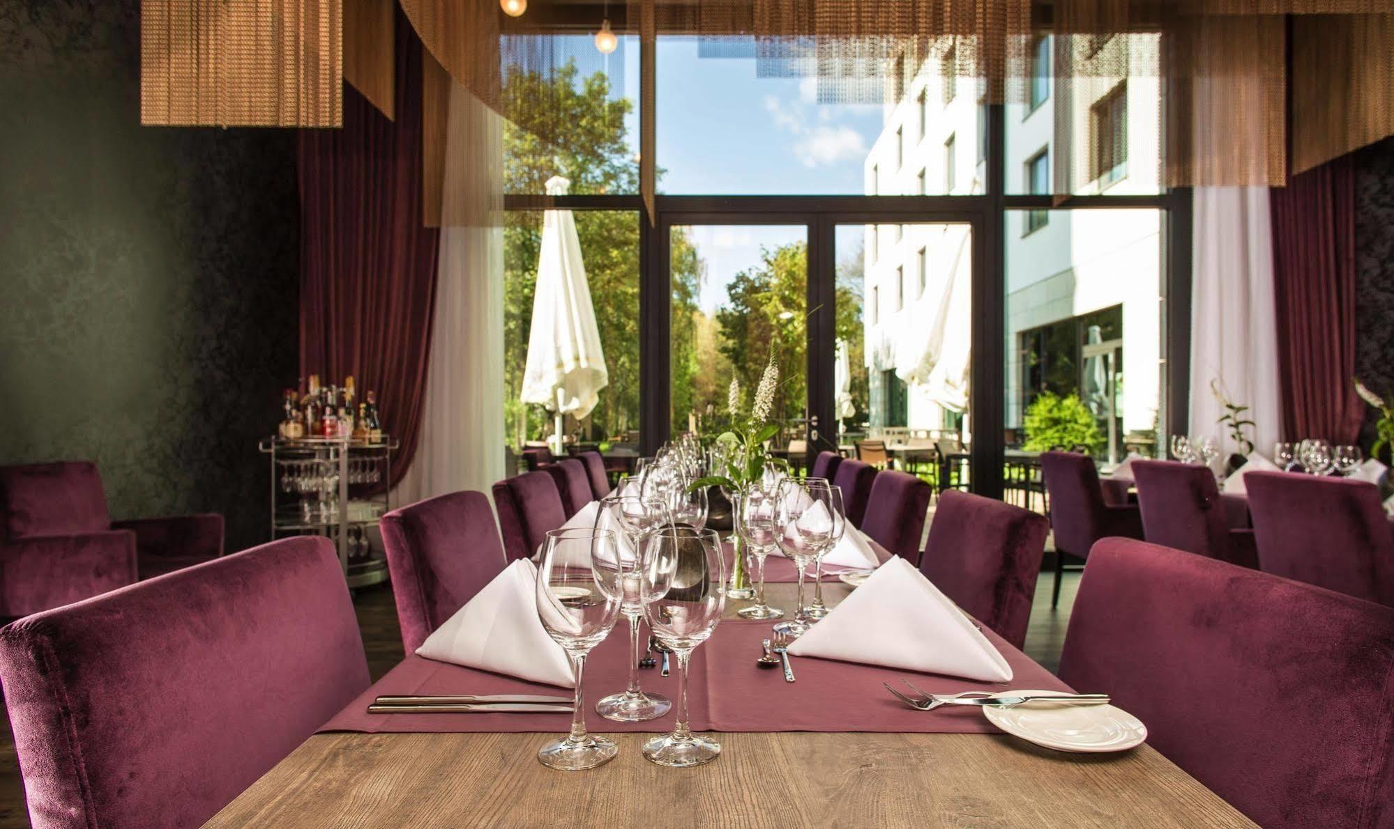 Steigenberger Parkhotel Отель